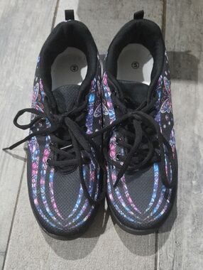 Source Unknown Black Lace-Up Sneakers with Pink & Blue Floral Accents Size 10.5